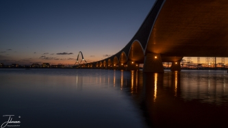 Hoog water met de Oversteek (Nijmegen)#0105 Hoog water met de Oversteek (Nijmegen)